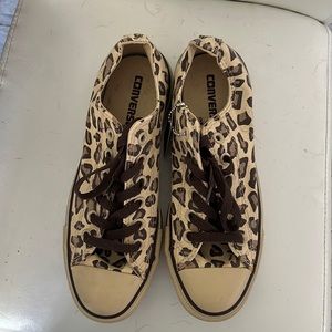 New with tags leopard print Converse All Stars